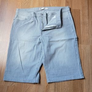 16 Levi's Striped Jean Shorts